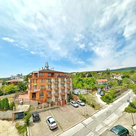 Sunny 1 アパート ヴァルナ